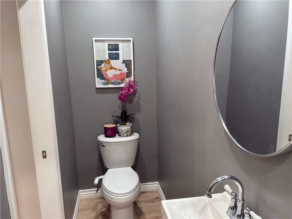 17415 Victory Property Photo 9