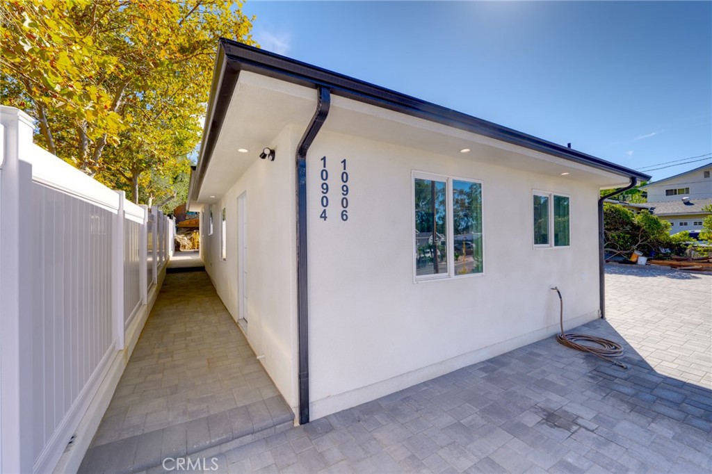 10904 Tujunga Canyon Property Photo 15