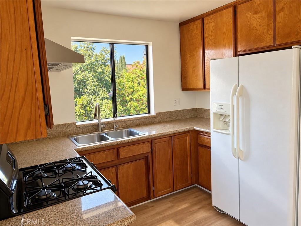 344 Vine Street 4 Property Photo 4