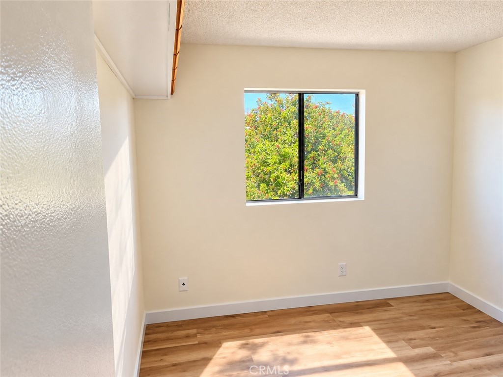 344 Vine Street 4 Property Photo 10
