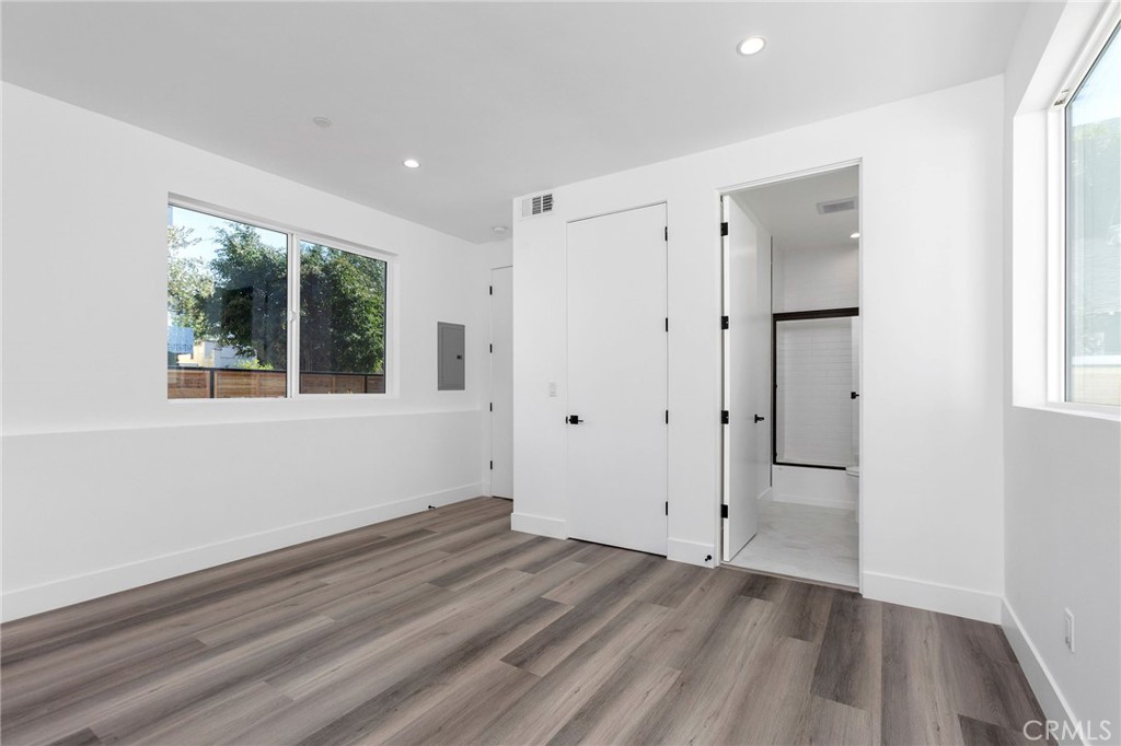 1255 N Gower Street Property Photo 6