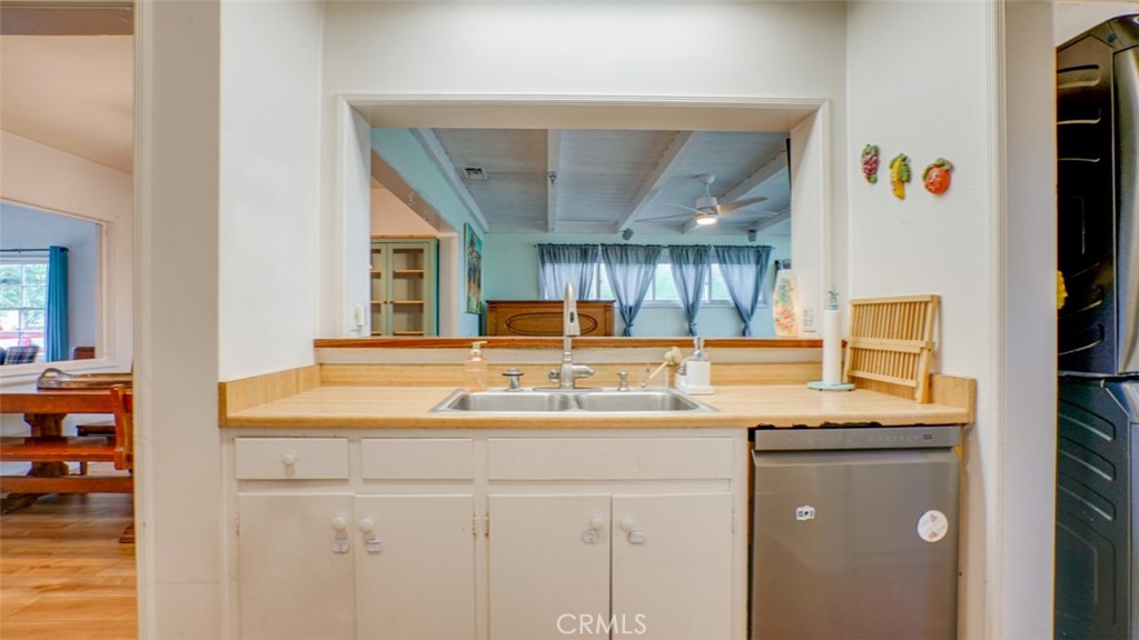 330 S Griffith Park Drive Property Photo 17