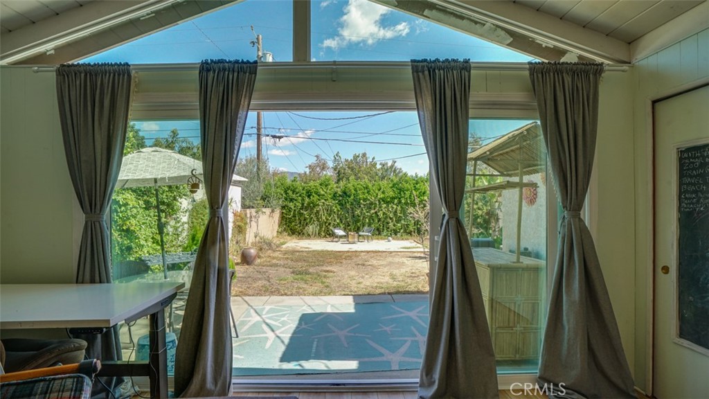 330 S Griffith Park Drive Property Photo 21