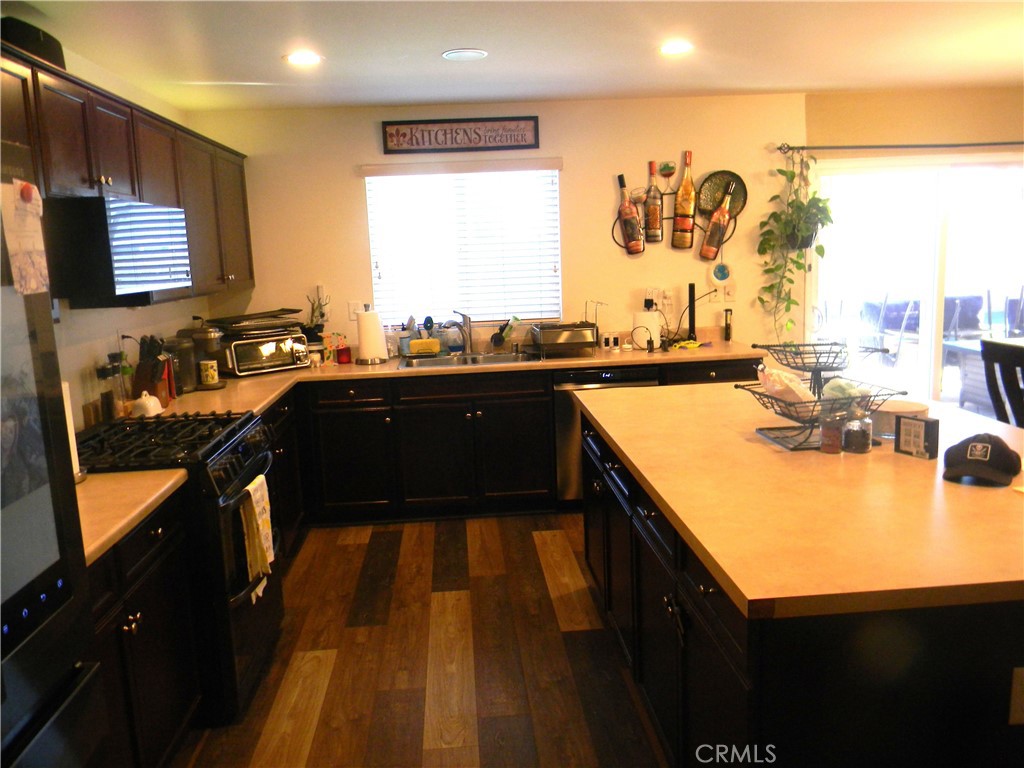 3648 Topaz Property Photo 8