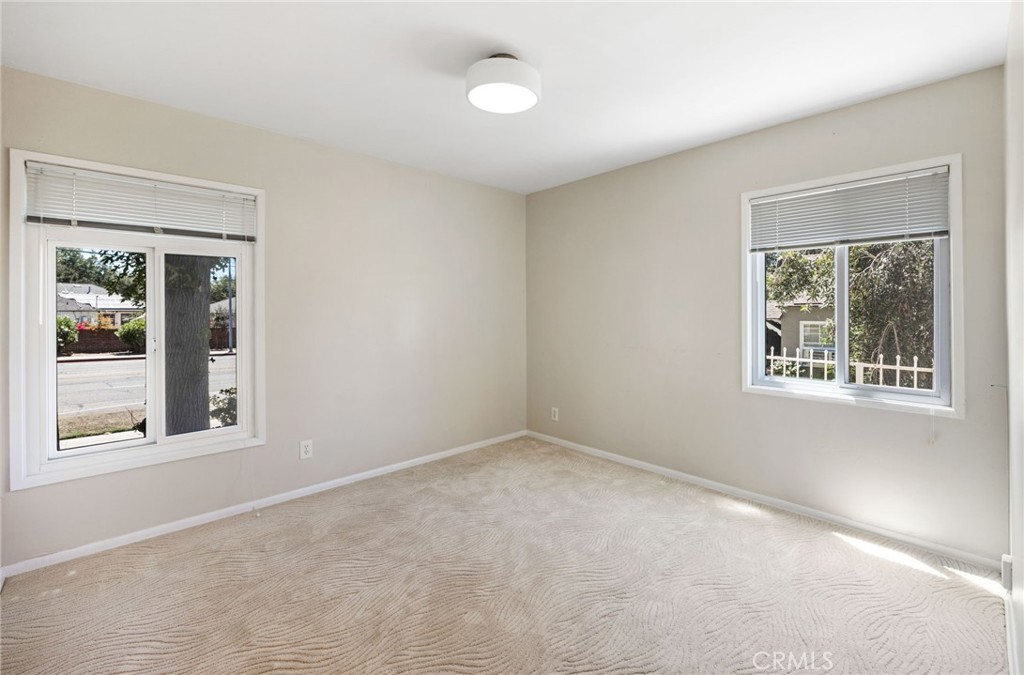939 N Glendale Avenue 1 Property Photo 22