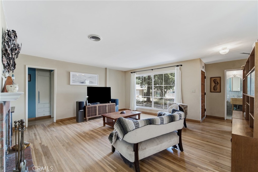 10320 Nassau Property Photo 4