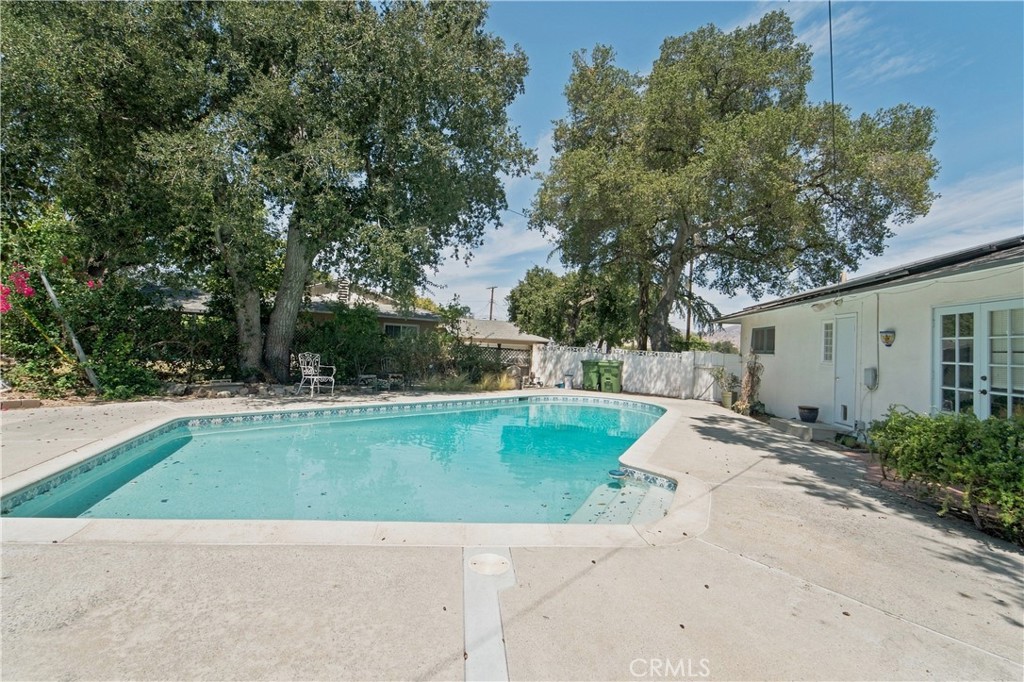 10320 Nassau Property Photo 10