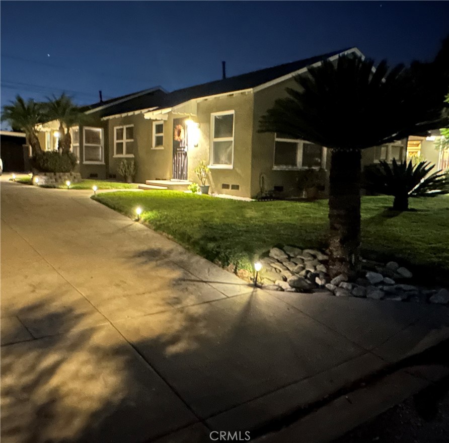 507 S Lincoln Place Property Photo 1