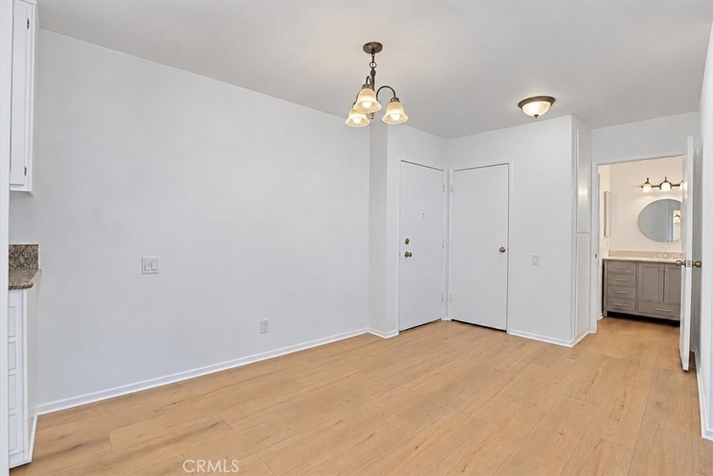 5460 White Oak Property Photo 3
