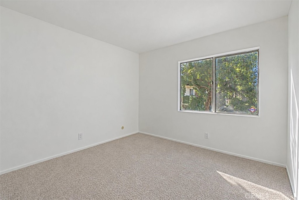 5460 White Oak Property Photo 27