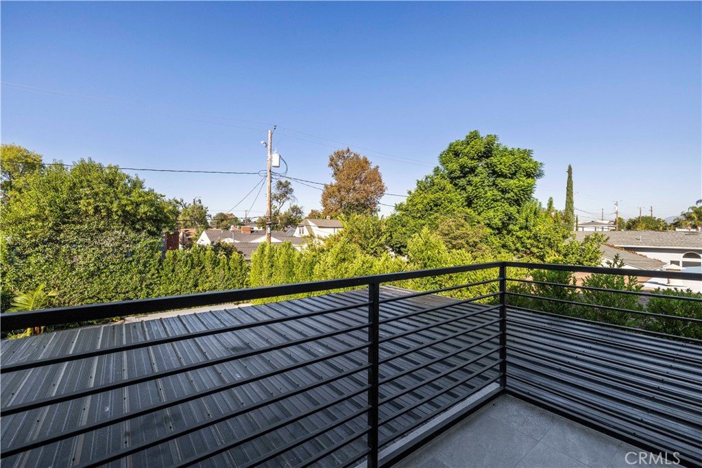 251 S Griffith Park Property Photo 56