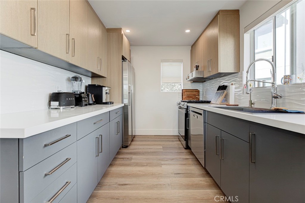 1080 Everett Property Photo 15