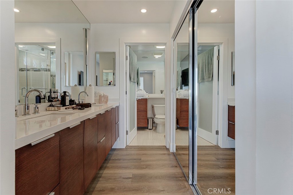 1080 Everett Property Photo 31