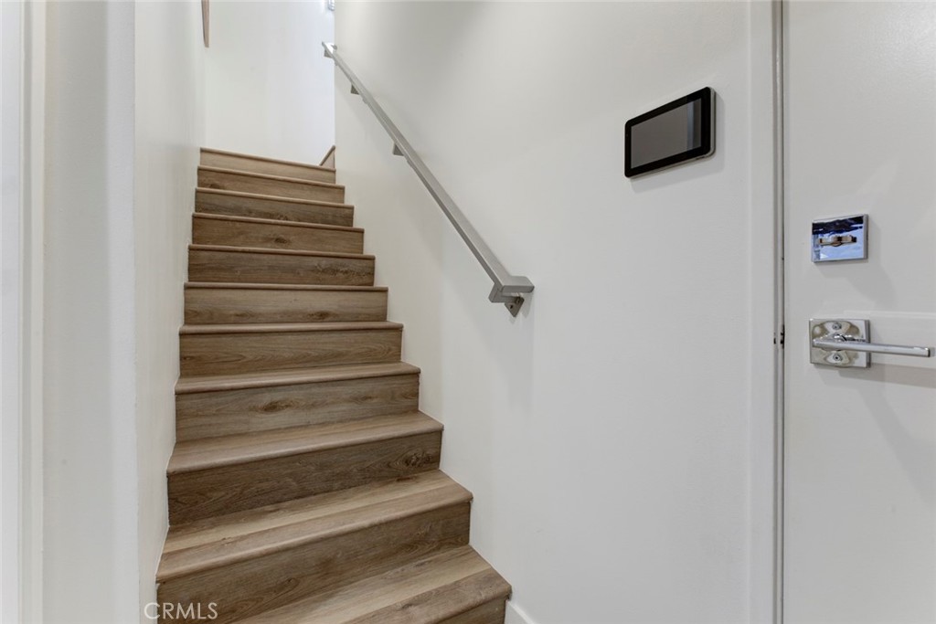 1080 Everett Property Photo 42