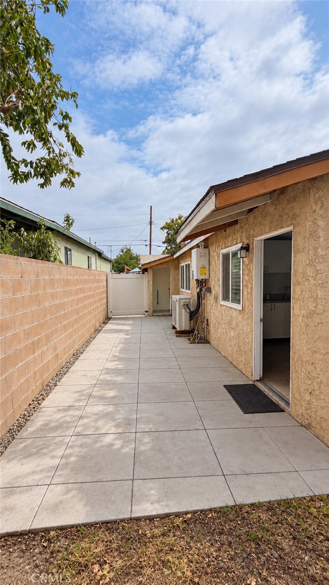 14770 Polk Property Photo 4
