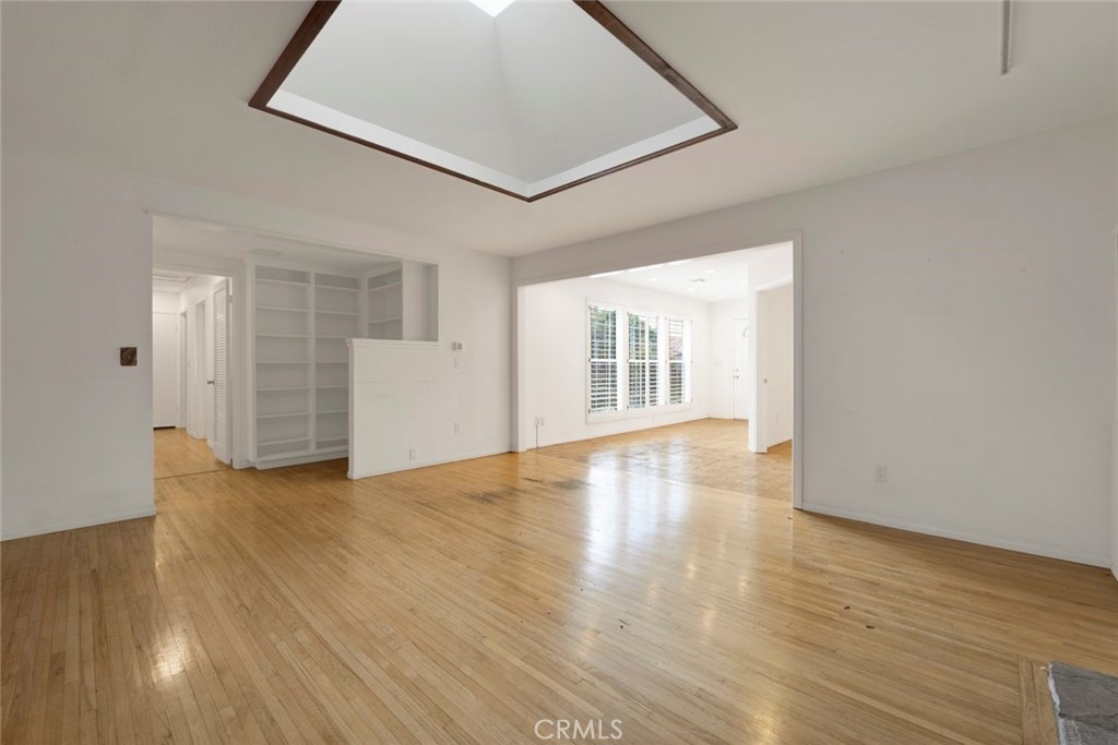 872 Boxthorn Avenue Property Photo 2