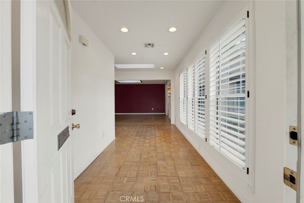 872 Boxthorn Avenue Property Photo 9