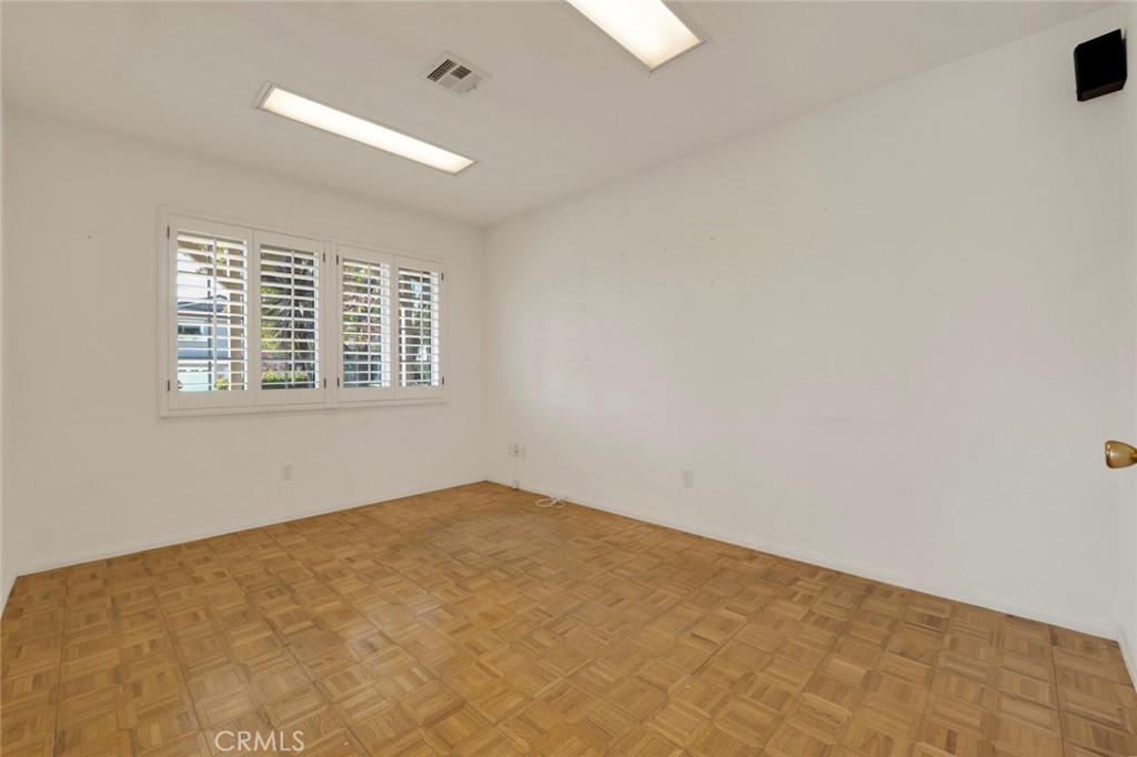 872 Boxthorn Avenue Property Photo 12