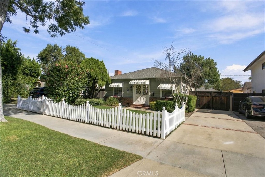 146 N Brighton Property Photo 1