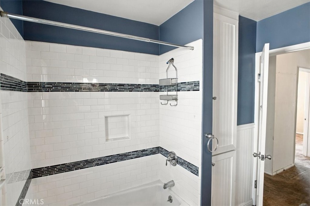 146 N Brighton Property Photo 10