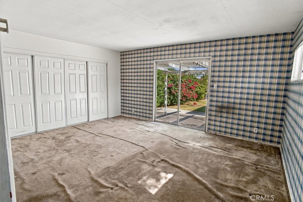 146 N Brighton Property Photo 12
