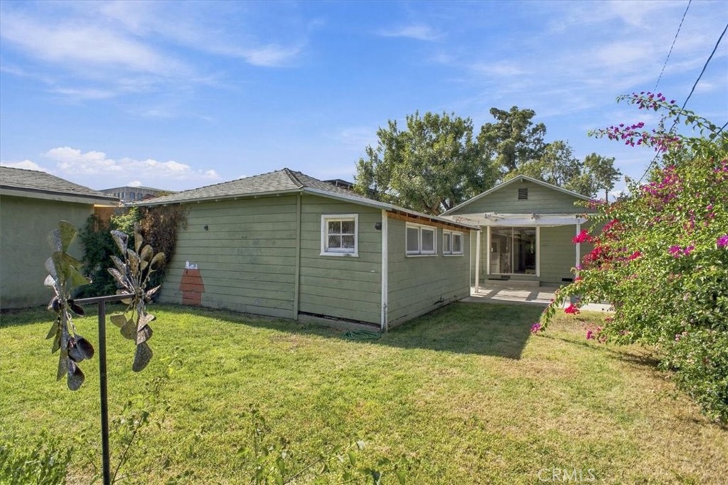 146 N Brighton Property Photo 16