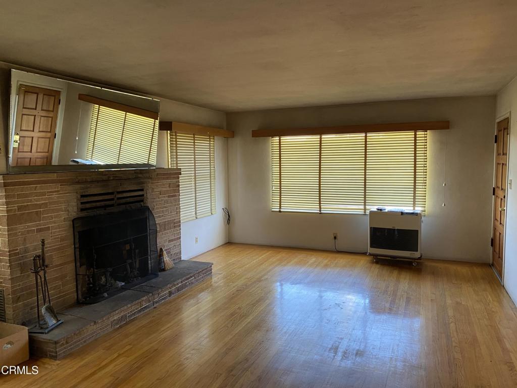 327 S Franklin Street Property Photo 5