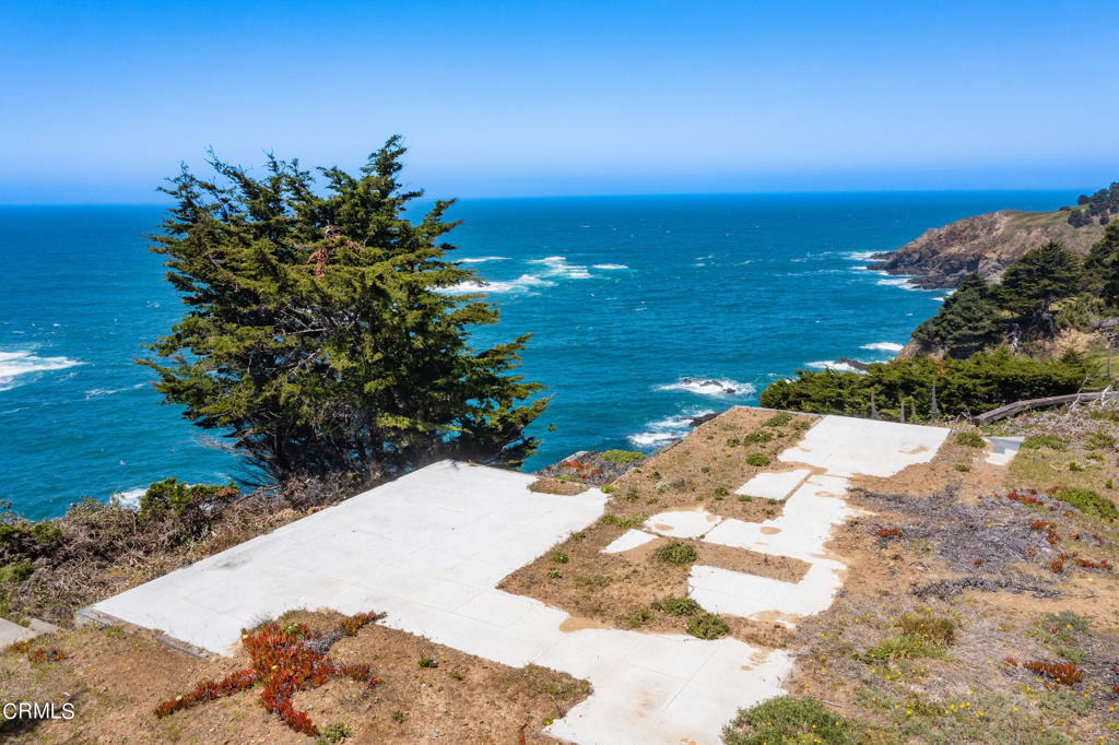 6030 Highway 1 Property Photo 3