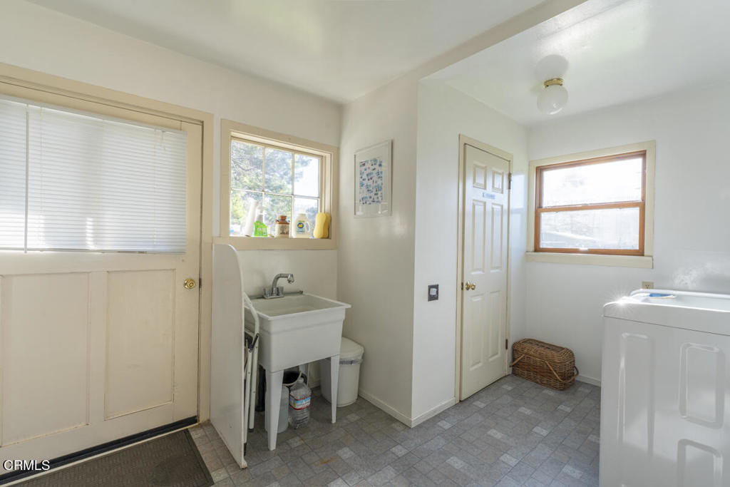 32980 Gibney Lane Property Photo 10