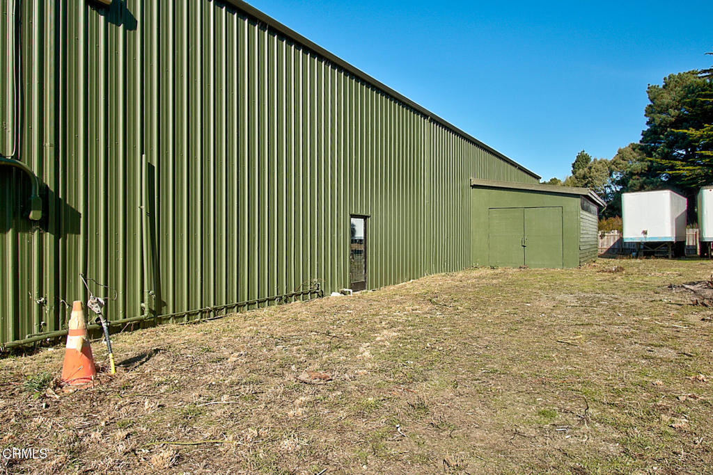 32940 Collins Property Photo 2