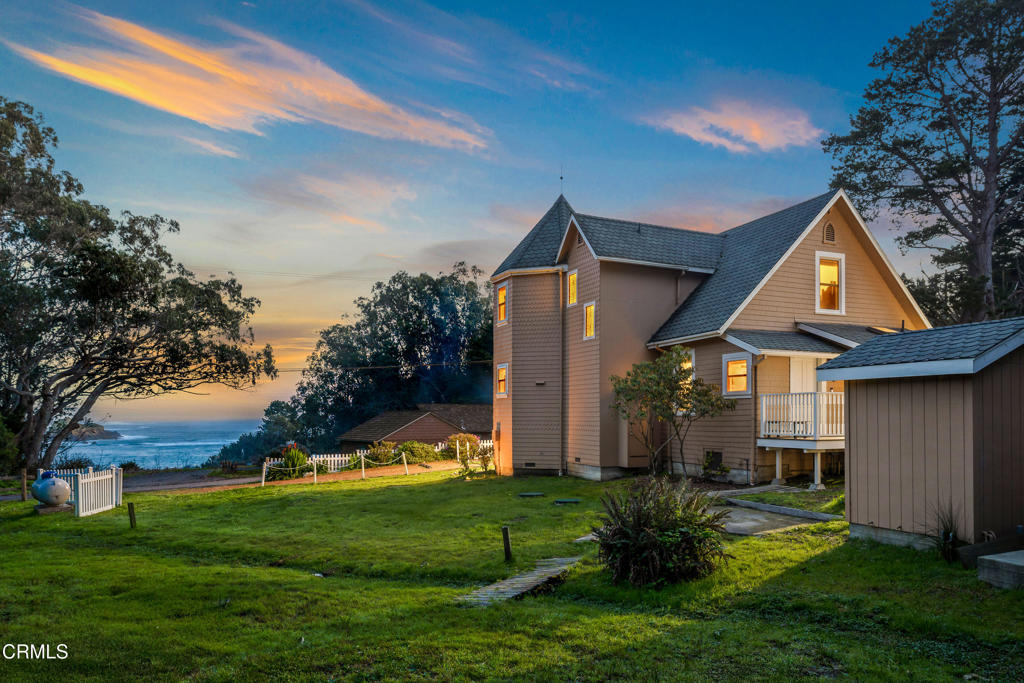 45180 Headlands Drive Property Photo