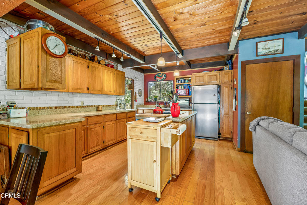 43150 Little Lake Road Property Photo 8