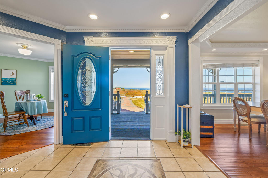 19351 Del Mar Drive Property Photo 4