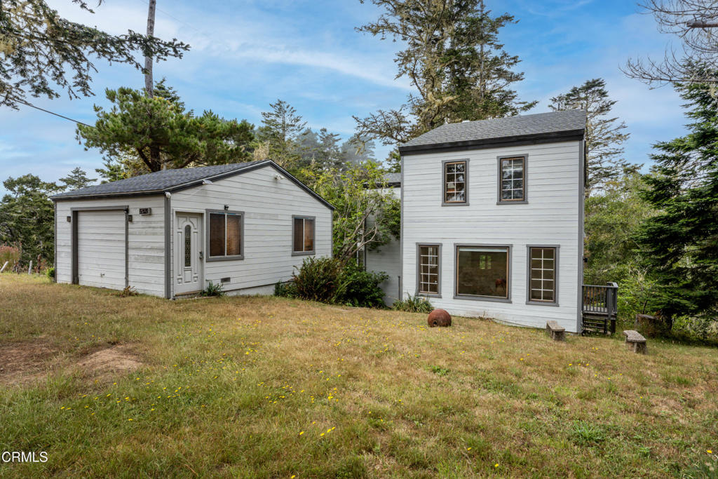 15741 Forest View Road Property Photo 10