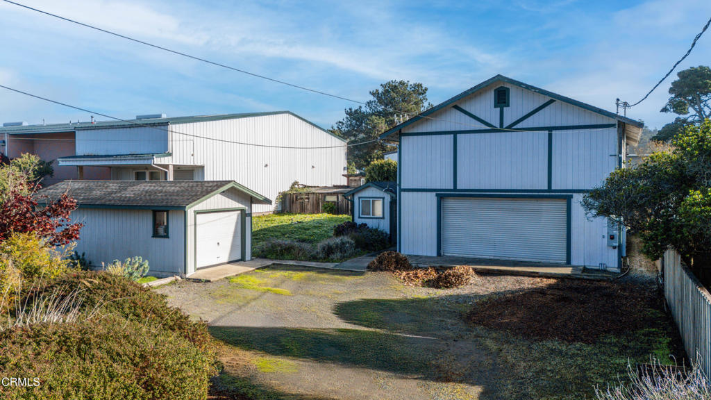 18651 Old Coast Highway Property Photo 1