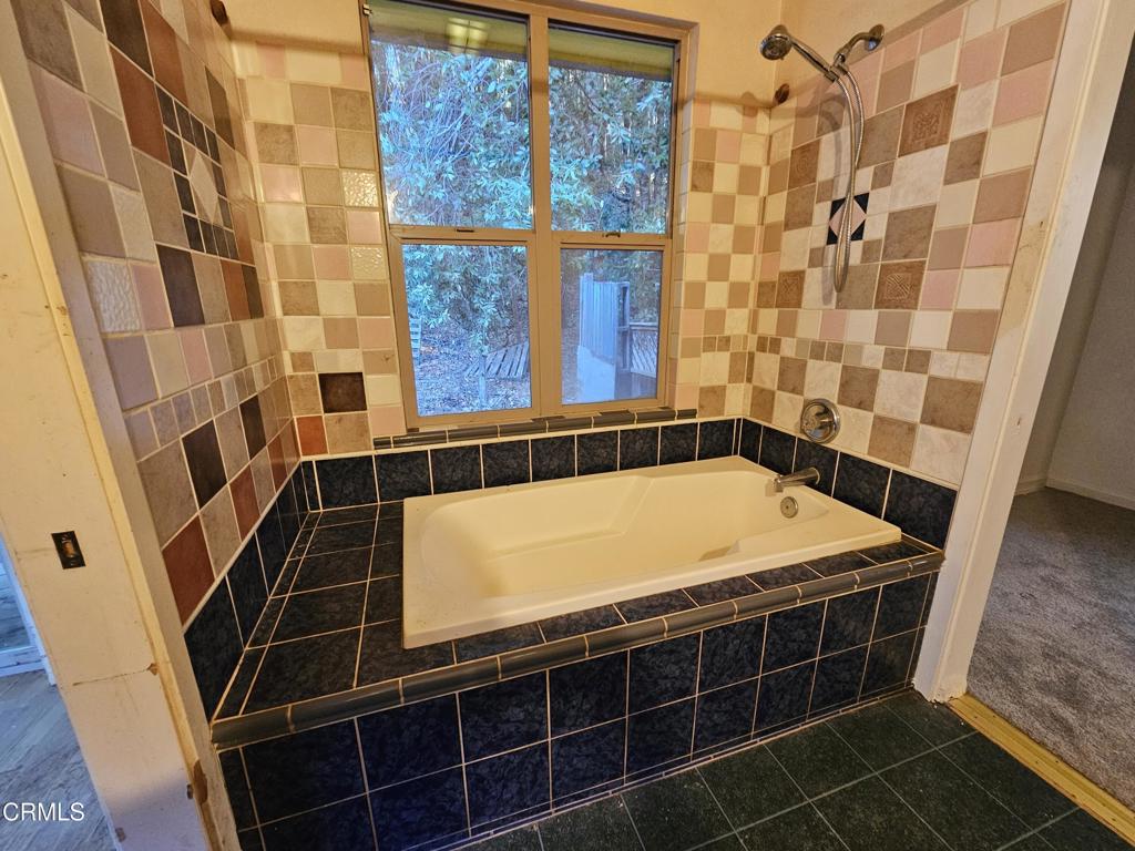 27651 Skyview Road Property Photo 15