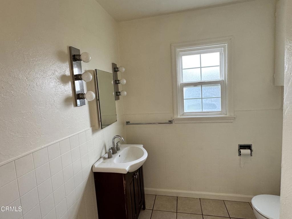399 Winifred Street Property Photo 12