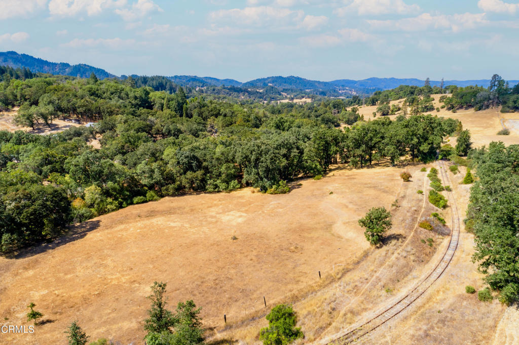 18300 Walker Road Property Photo 4