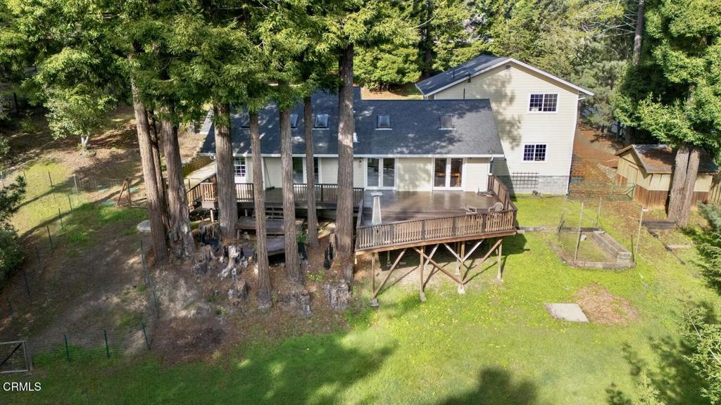 18940 Timber Pointe Drive Property Photo 3