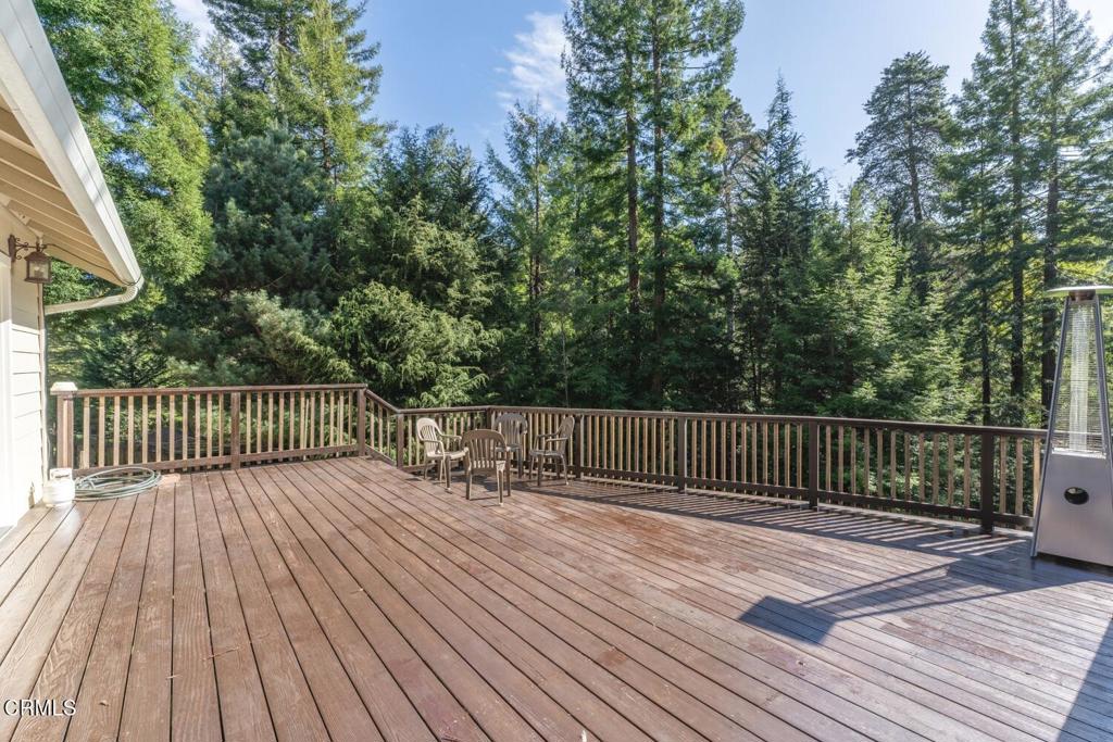 18940 Timber Pointe Drive Property Photo 7