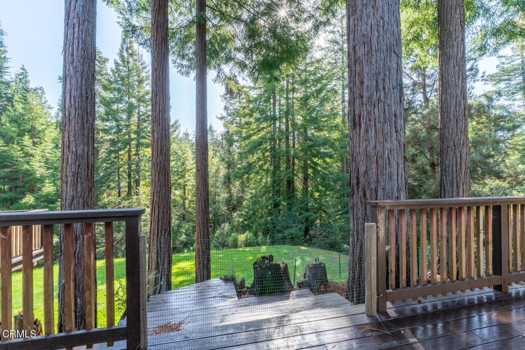 18940 Timber Pointe Drive Property Photo 10