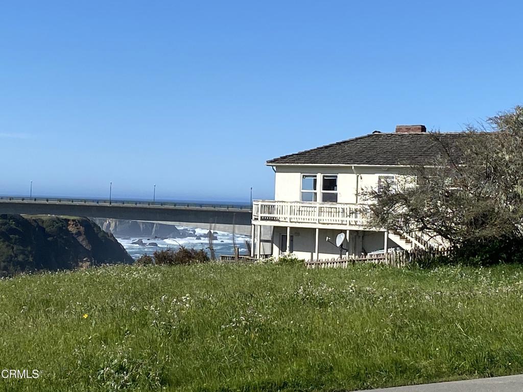 300 N Harbor Drive Property Photo 1
