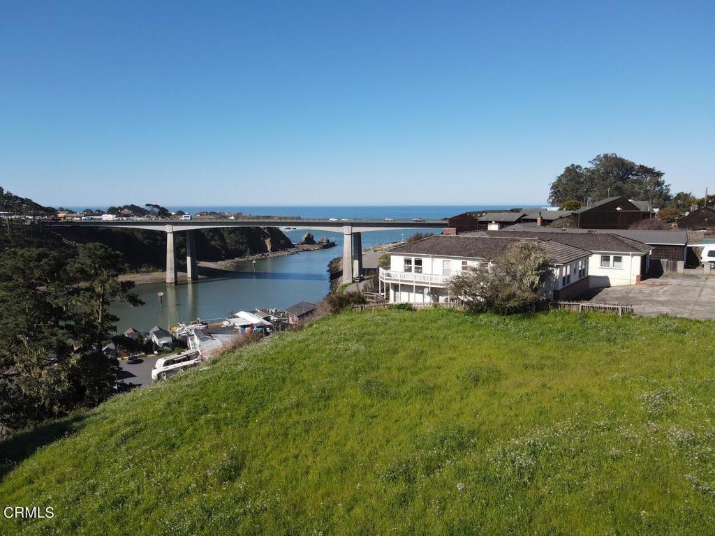 300 N Harbor Drive Property Photo 3
