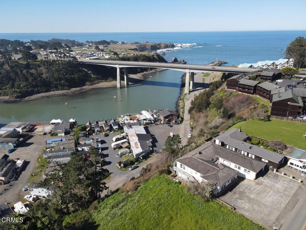 300 N Harbor Drive Property Photo 4