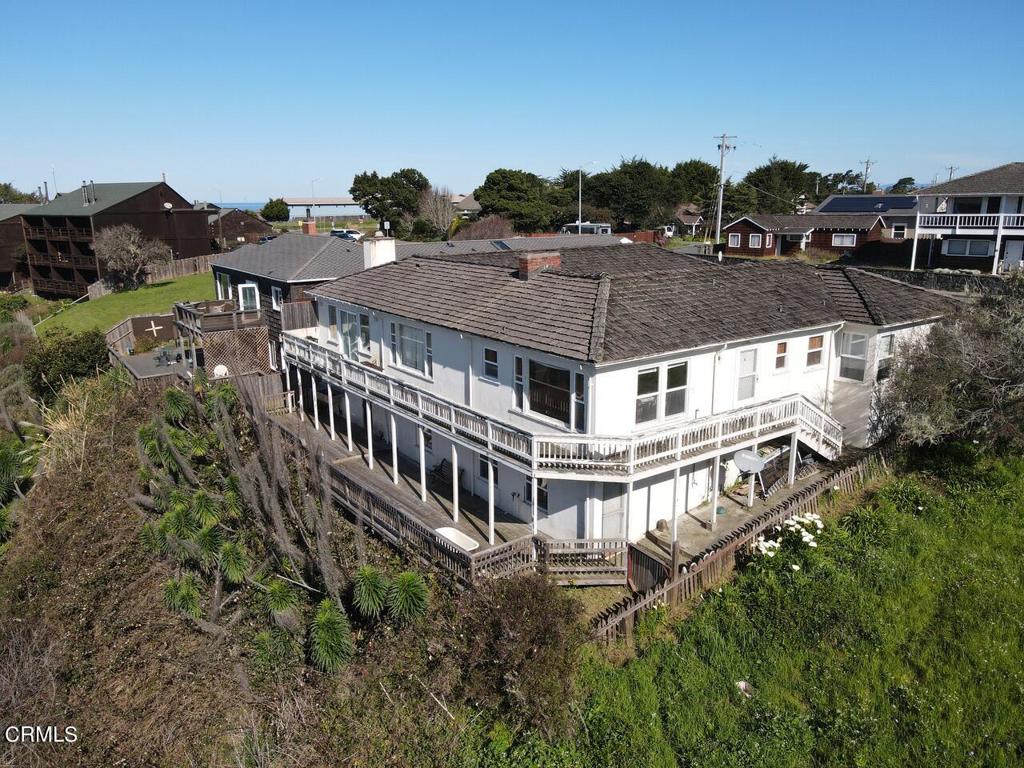 300 N Harbor Drive Property Photo 5