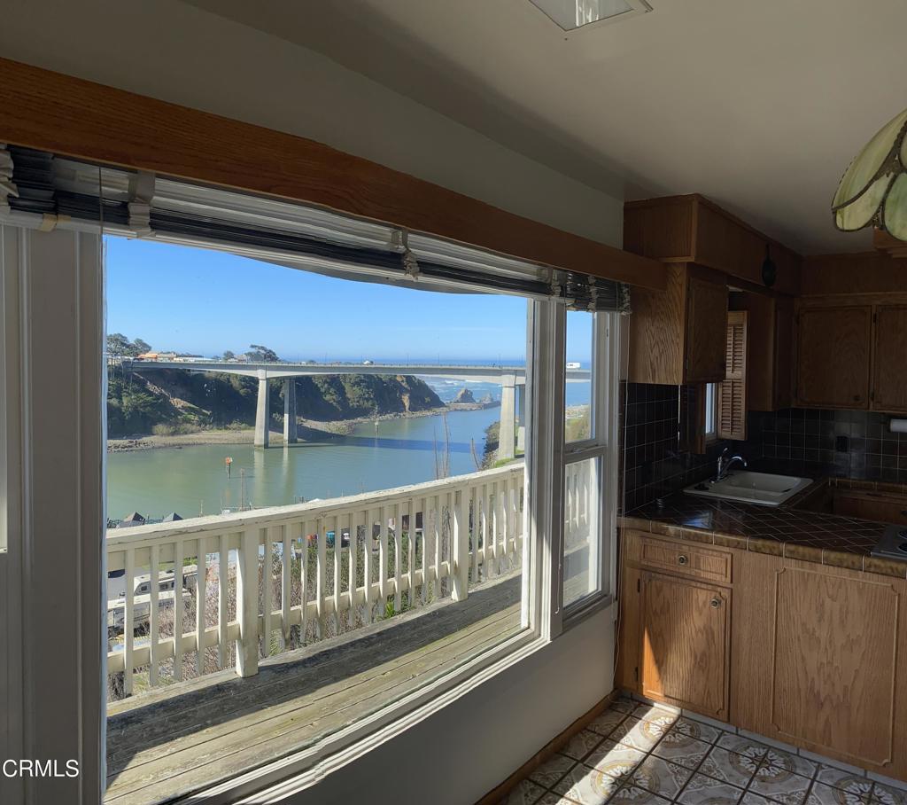 300 N Harbor Drive Property Photo 10