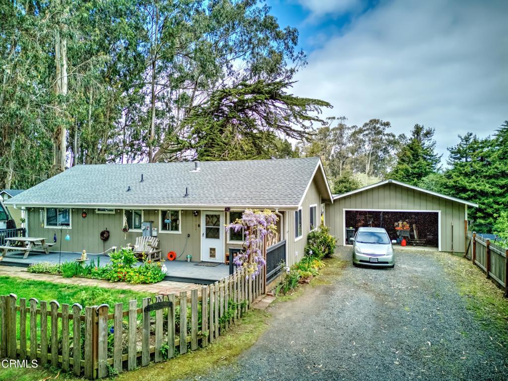 27030 Hwy 1 Property Photo 2