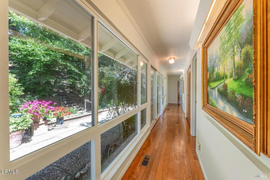 925 Knob Hill Road Property Photo 10