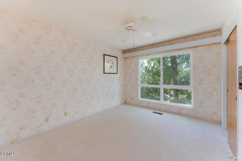 925 Knob Hill Road Property Photo 15