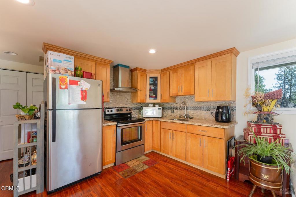 925 Knob Hill Road Property Photo 31